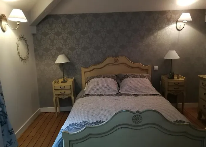 Le Dauphin Bed & Breakfast